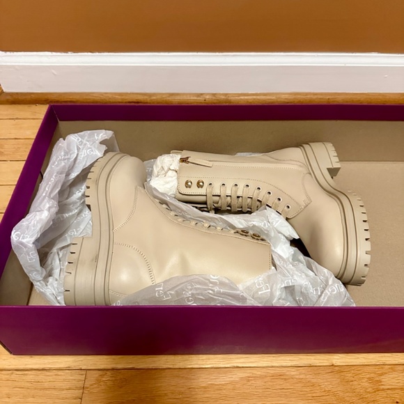 Feners Le Combat in Beige - Picture 3 of 6